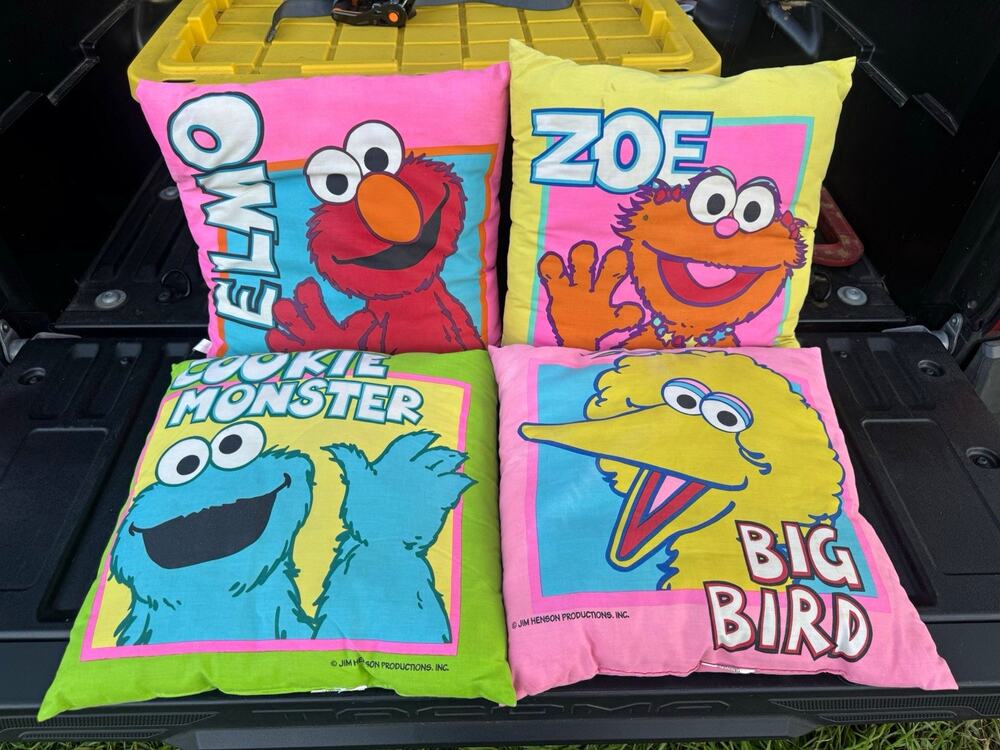 Vintage Sesame Street Decorative Pillow Lot of 4 Square Textured Elmo & Friends